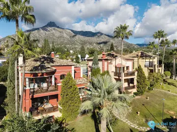 6 bedroom House for Sale in The Golden Mile-38379