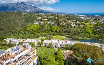 1329m2 Plot for Sale in Benahavís-38428
