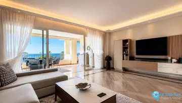 3 bedroom Apartment for Sale in Elviria-38530