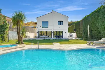 4 bedroom House for Sale in Guadalmina Alta
