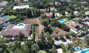 1808m2 Plot for Sale in The Golden Mile-38695