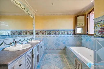 5 bedroom Apartment for Sale in Guadalmina Baja-38798