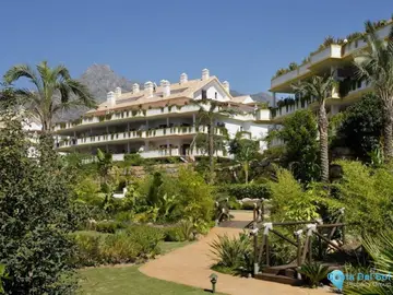 4 bedroom Apartment for Sale in The Golden Mile-38827