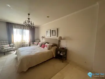 4 bedroom Apartment for Sale in The Golden Mile-38838