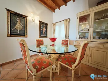4 bedroom House for Sale in Marbesa-38839