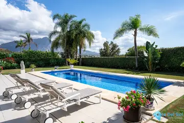 4 bedroom House for Sale in La Quinta-38894