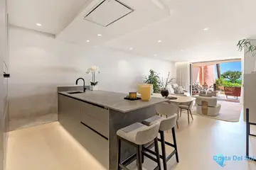 3 bedroom Apartment for Sale in New Golden Mile-38971
