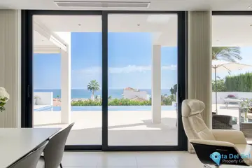 4 bedroom House for Sale in La Cala de Mijas-39116