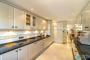 5 bedroom House for Sale in New Golden Mile-39299