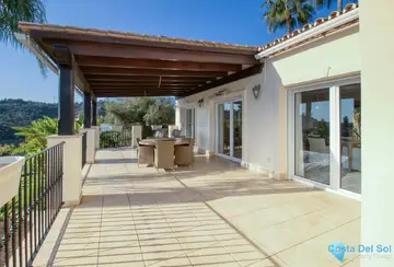 4 bedroom House for Sale in Estepona-39420