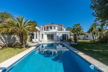 4 bedroom House for Sale in Marbesa-39502