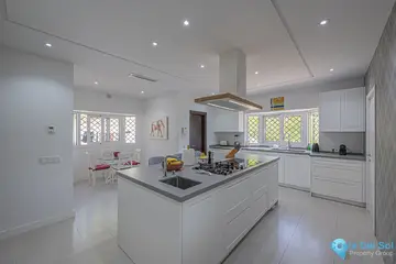 4 bedroom House for Sale in El Paraiso-39566