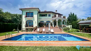 6 bedroom House for Sale in El Rosario-39596