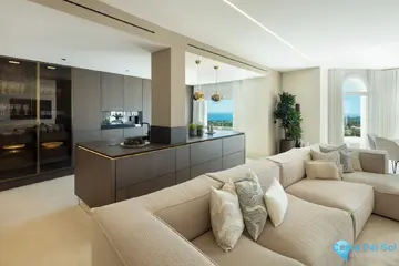 4 bedroom Apartment for Sale in The Golden Mile-39759