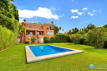 6 bedroom House for Sale in Benalmadena Costa-39848
