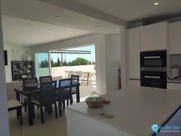 4 bedroom House for Sale in Estepona-39910
