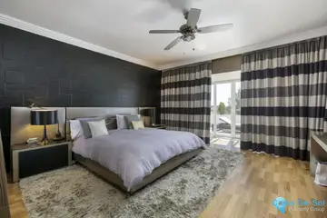 4 bedroom Apartment for Sale in The Golden Mile-39954