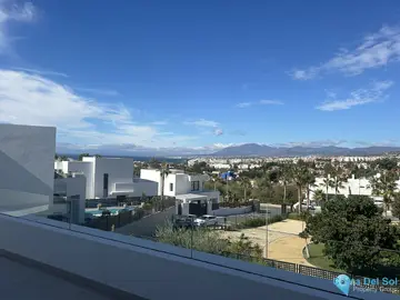 4 bedroom House for Sale in Río Real-39968