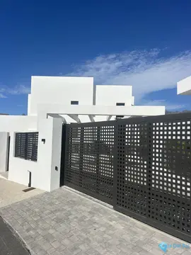 4 bedroom House for Sale in Río Real-39971