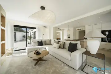 5 bedroom House for Sale in San Pedro de Alcántara-40078
