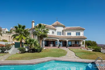 5 bedroom House for Sale in Málaga Este-40098