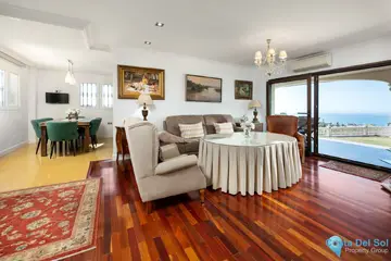 5 bedroom House for Sale in Málaga Este-40103