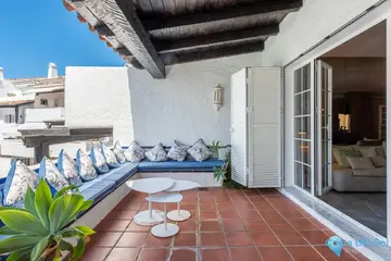 2 bedroom Apartment for Sale in Marbella-40121