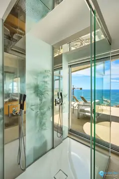 4 bedroom Apartment for Sale in Fuengirola-40177