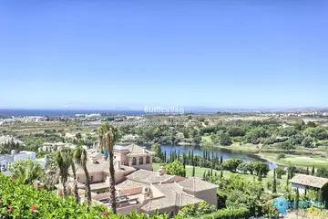 4 bedroom House for Sale in Los Flamingos-40505