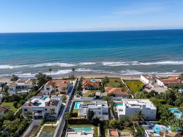 5 bedroom House for Sale in Marbesa-40535
