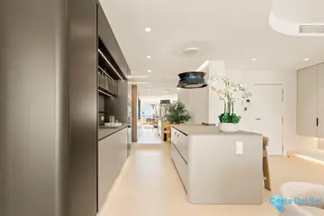 3 bedroom Apartment for Sale in New Golden Mile-40723