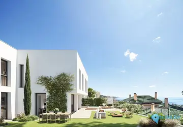 3 - 4 bedroom House for Sale in Málaga Este
