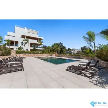3 bedroom Apartment for Sale in The Golden Mile-40929