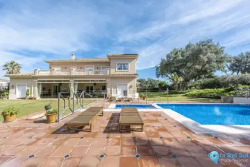 7 bedroom House for Sale in San Roque Club