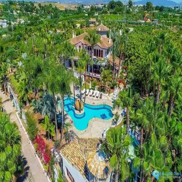 6 bedroom House for Sale in Alhaurín el Grande-41010