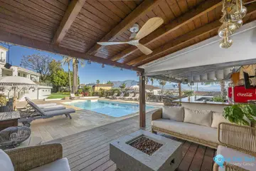 6 bedroom House for Sale in La Duquesa-41108