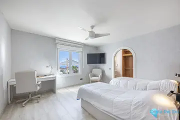 6 bedroom House for Sale in La Duquesa-41117