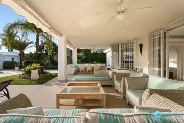 5 bedroom House for Sale in Elviria-41250