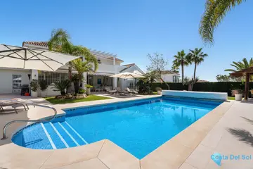5 bedroom House for Sale in Elviria-41247