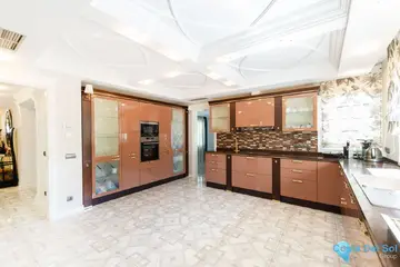 6 bedroom House for Sale in Hacienda Las Chapas-41257
