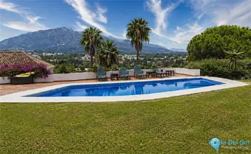 5 bedroom House for Sale in Nueva Andalucía-41309
