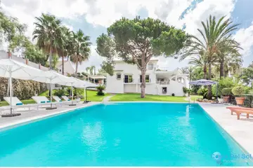 6 bedroom House for Sale in Río Real-41458