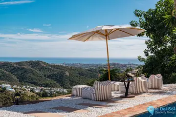 6 bedroom House for Sale in El Madroñal-41491