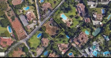 2500m2 Plot for Sale in Guadalmina Baja-41522