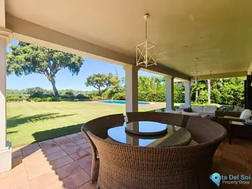 7 bedroom House for Sale in San Roque Club-41573