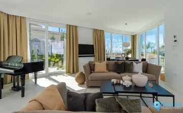 9 bedroom House for Sale in Riviera del Sol-41674