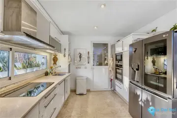 4 bedroom House for Sale in New Golden Mile-41885