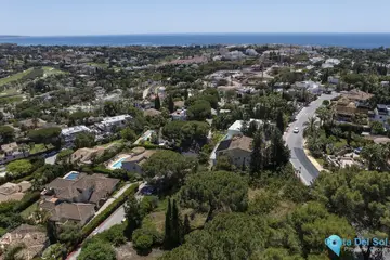 1597m2 Plot for Sale in Nueva Andalucía-41934