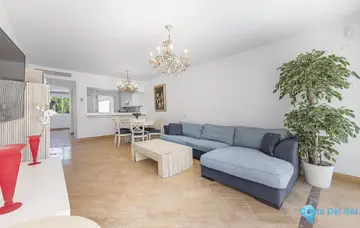 2 bedroom Apartment for Sale in Río Real-83293