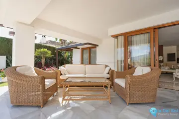 4 bedroom House for Sale in Nueva Andalucía-42073